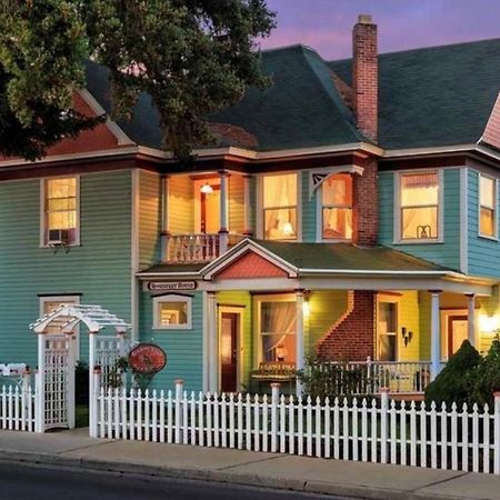 סוזאנוויל Roseberry House Bed And Breakfast מראה חיצוני תמונה