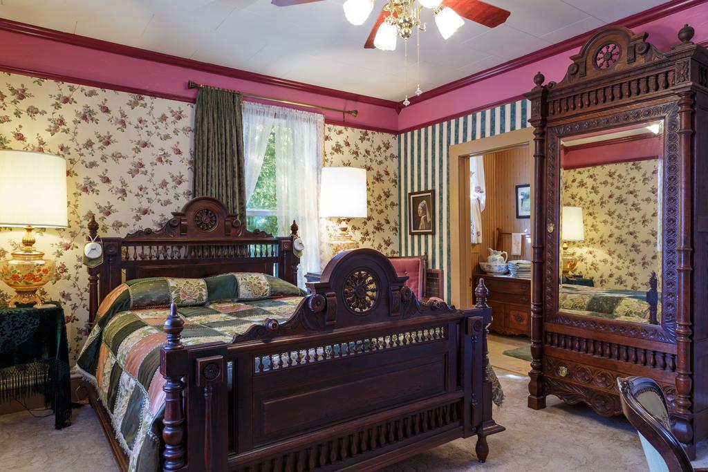 סוזאנוויל Roseberry House Bed And Breakfast מראה חיצוני תמונה